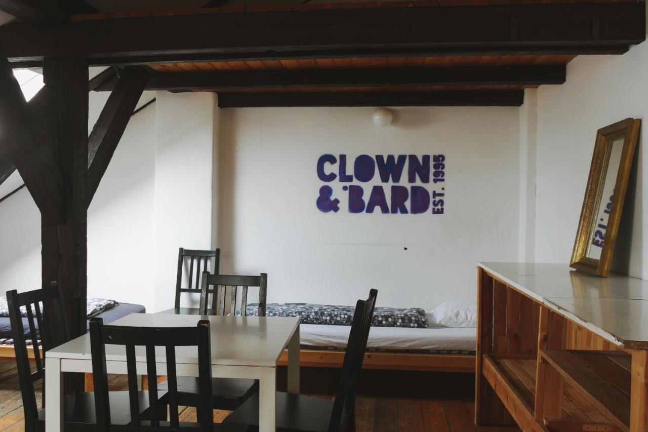 Clown And Bard Hostel Prague Ngoại thất bức ảnh